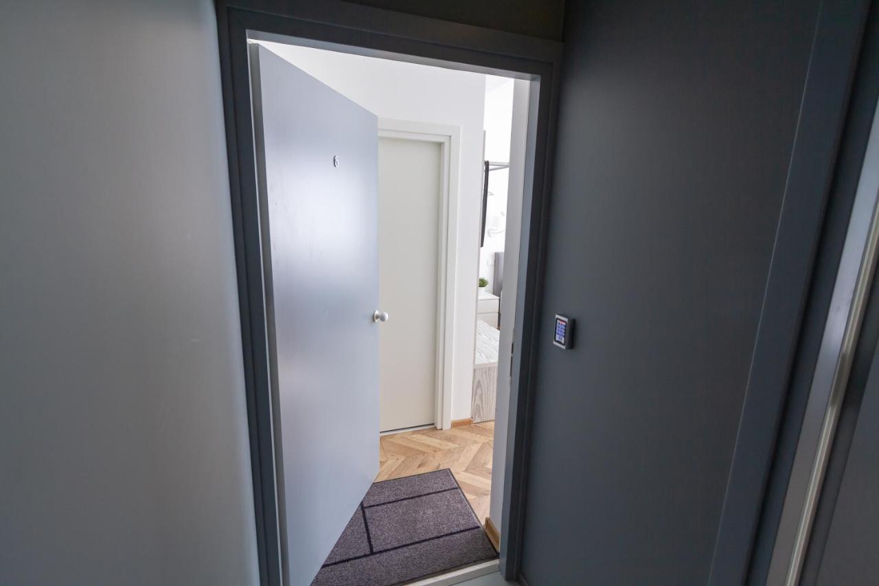 Hot Spot Vilnius Apartments Exterior photo
